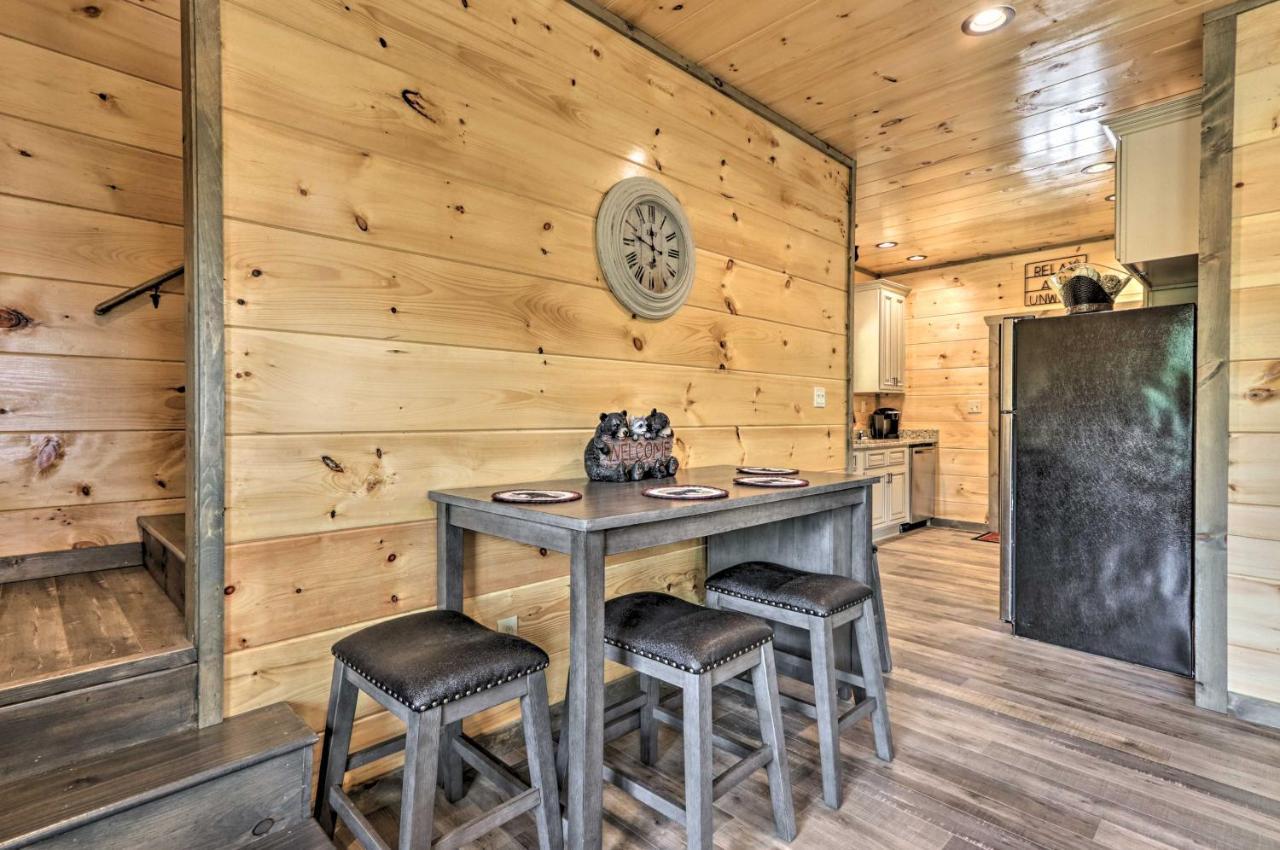 Modern Cabin With Hot Tub And Game Room In Gatlinburg! מראה חיצוני תמונה