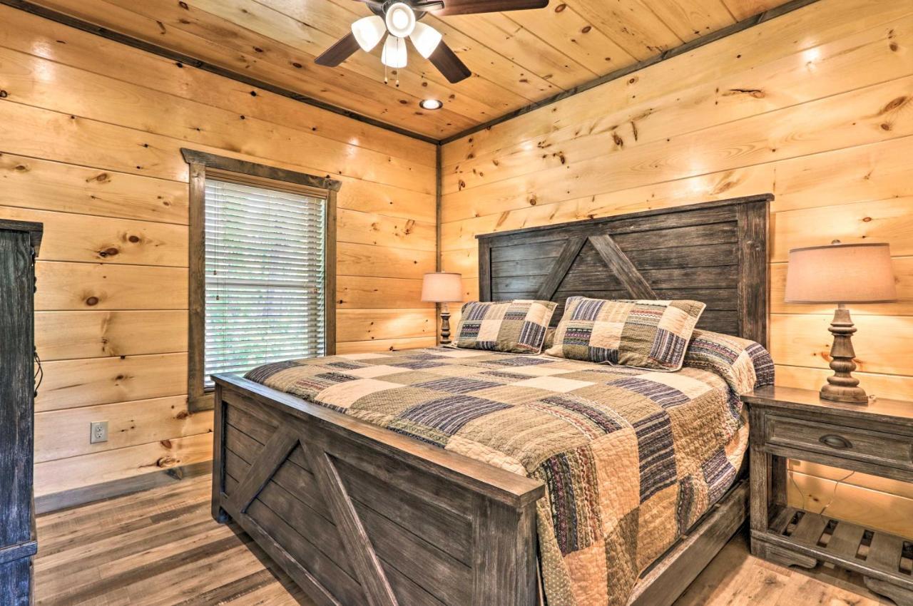 Modern Cabin With Hot Tub And Game Room In Gatlinburg! מראה חיצוני תמונה