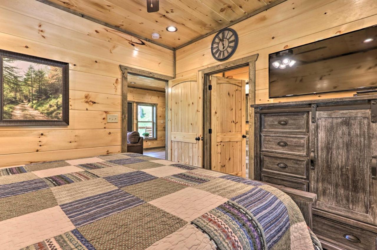 Modern Cabin With Hot Tub And Game Room In Gatlinburg! מראה חיצוני תמונה
